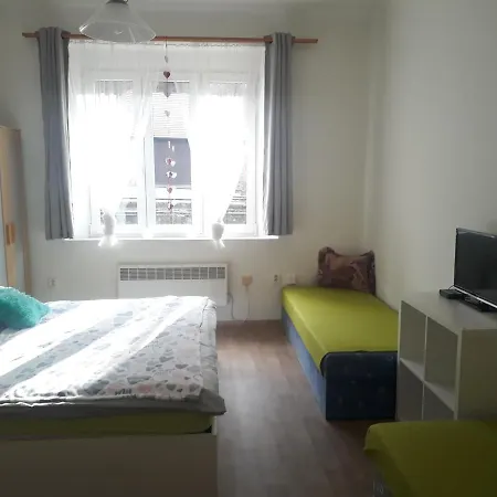 Lejlighed Apartmany Karlstejn