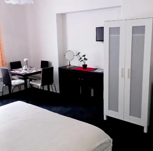 公寓 Apartmany Karlstejn