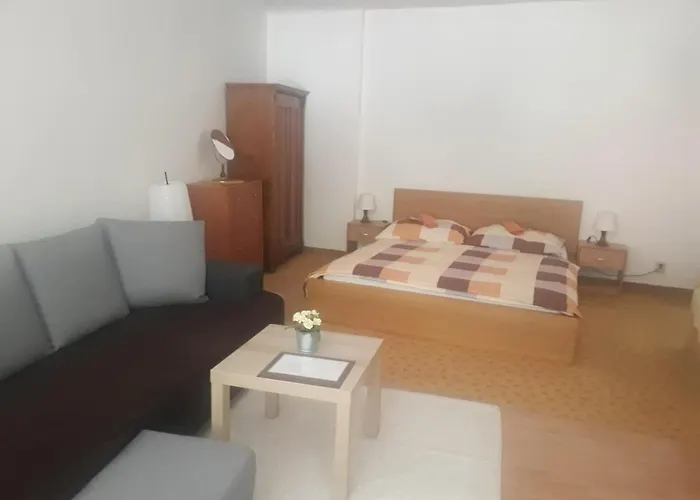 Appartamento Apartmány Karlštejn Karlštejn